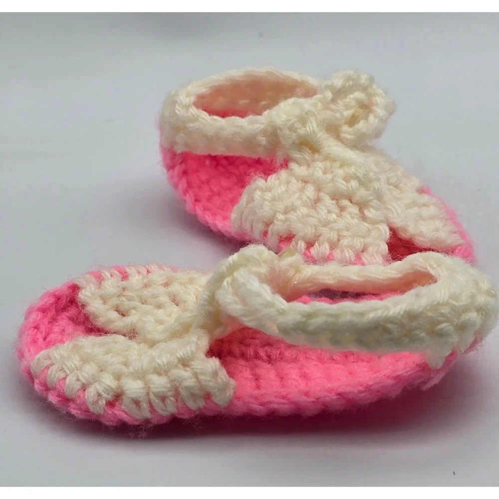Vintage Handmade Crochet Baby Sandals Pink Cream Knit Booties Button Strap 4C